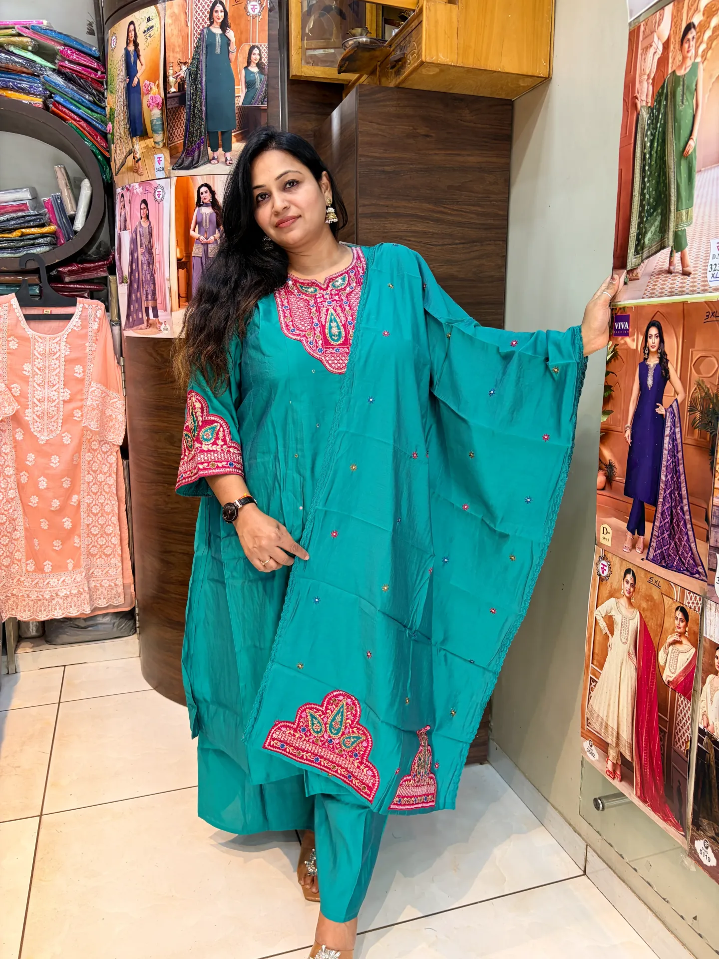 [sku/plsas/,001] Plus Size Ocean Anarkali Suit (6XL)