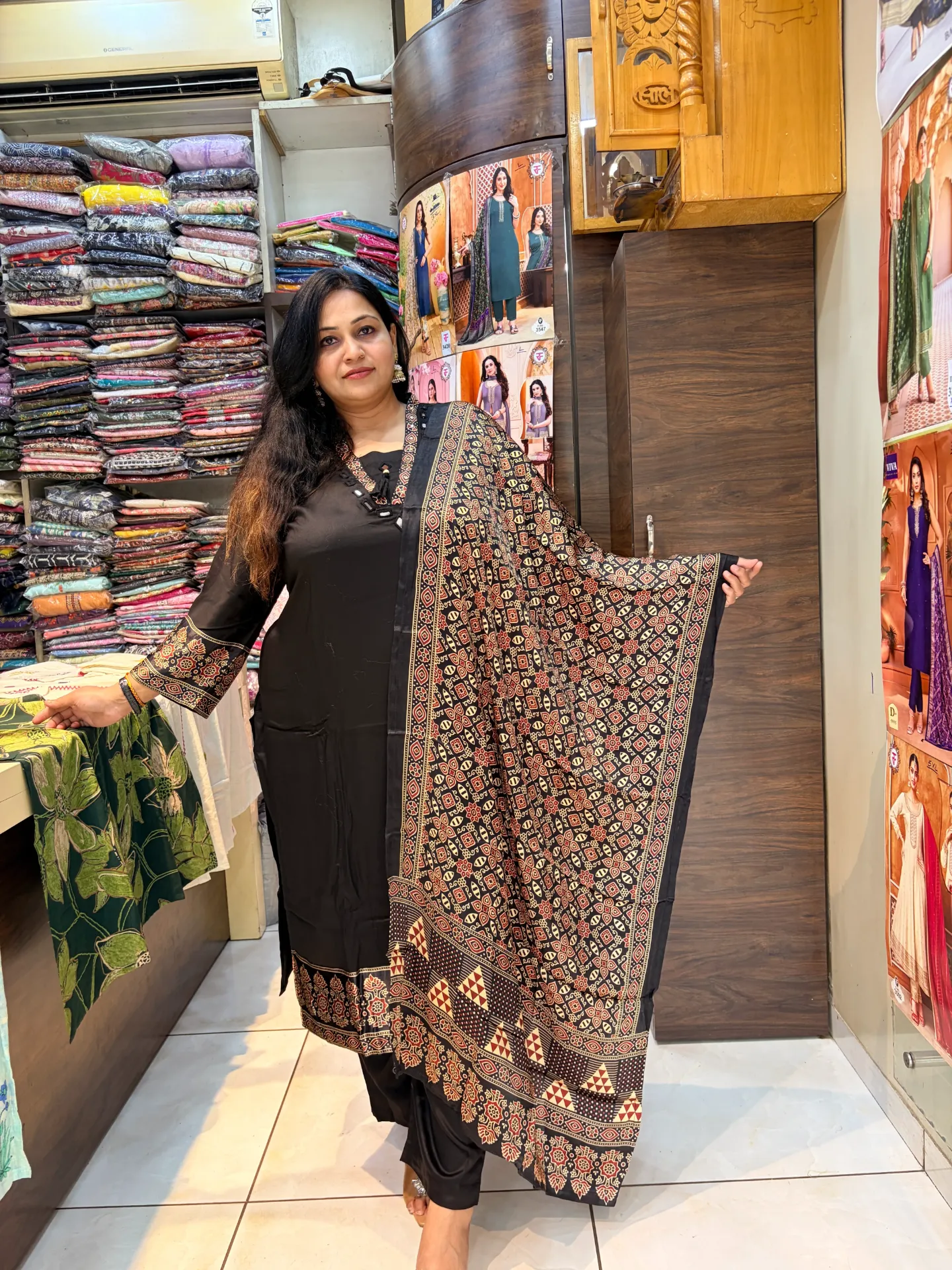 [SKU/AJPLSb/001] Ghaji Silk Ajrakh Set (Plus Size) (4XL)