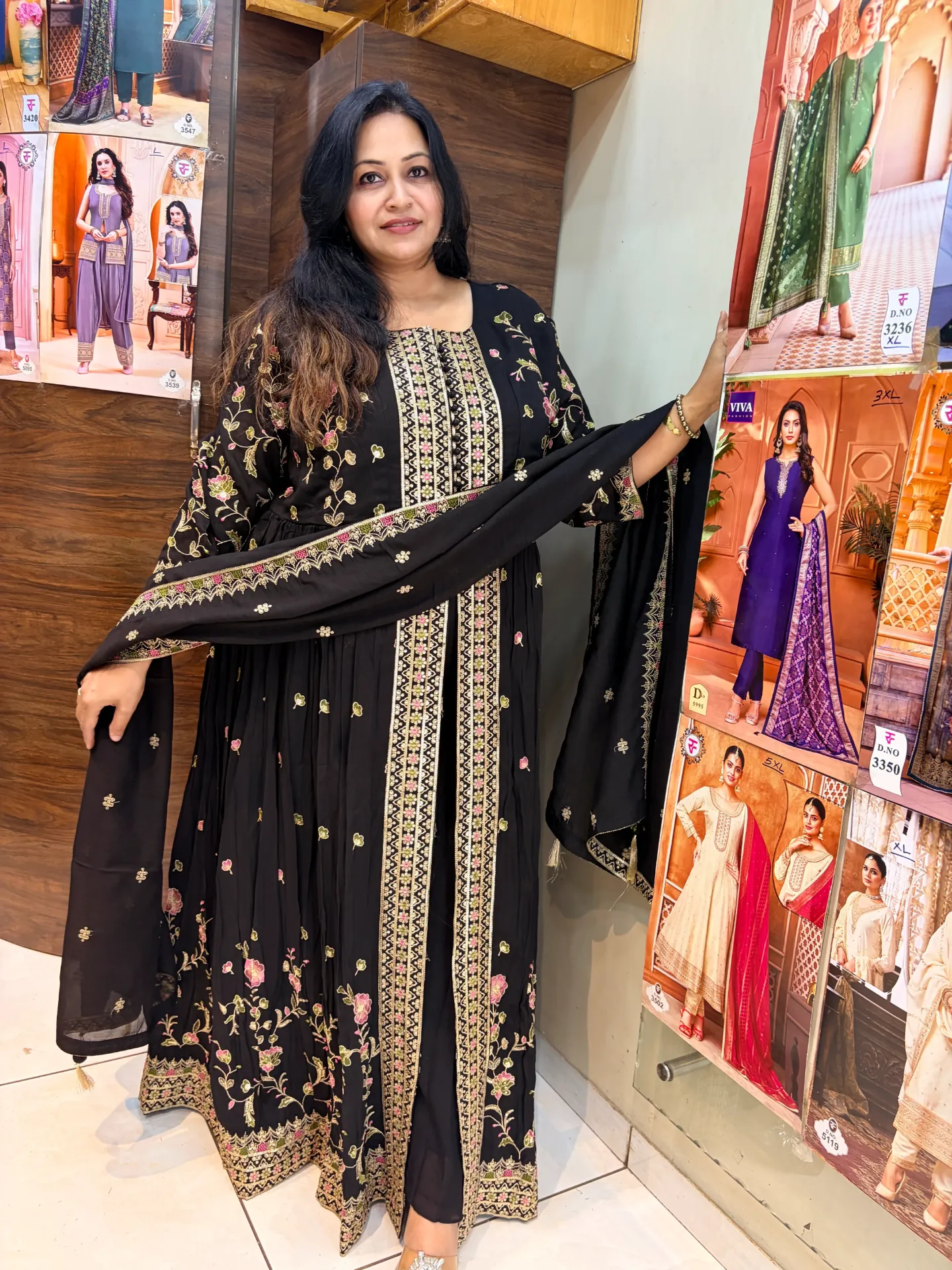 [sku/plherib/001] Plus Size Heritage Black Anarkali (6XL)